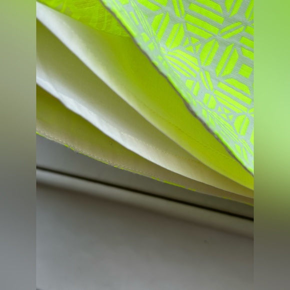 J Crew Chartreuse Neon Yellow Geometric Preppy A-Line Mini Skirt Size 12 - Picture 4 of 4